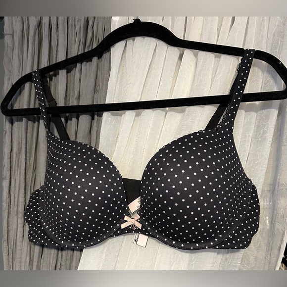 Victoria's Secret Other - Victoria’s Secret Body by Victoria Polka Dot Push-up Bra